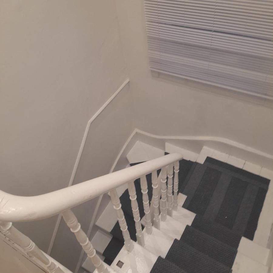 Self-Contained Flat On The 2Nd Floor You Will Share With One Other Guest, In A Family House 2 Minutes Walk From Tufnell Park Station 2Nd Floor With Stairs London Luaran gambar